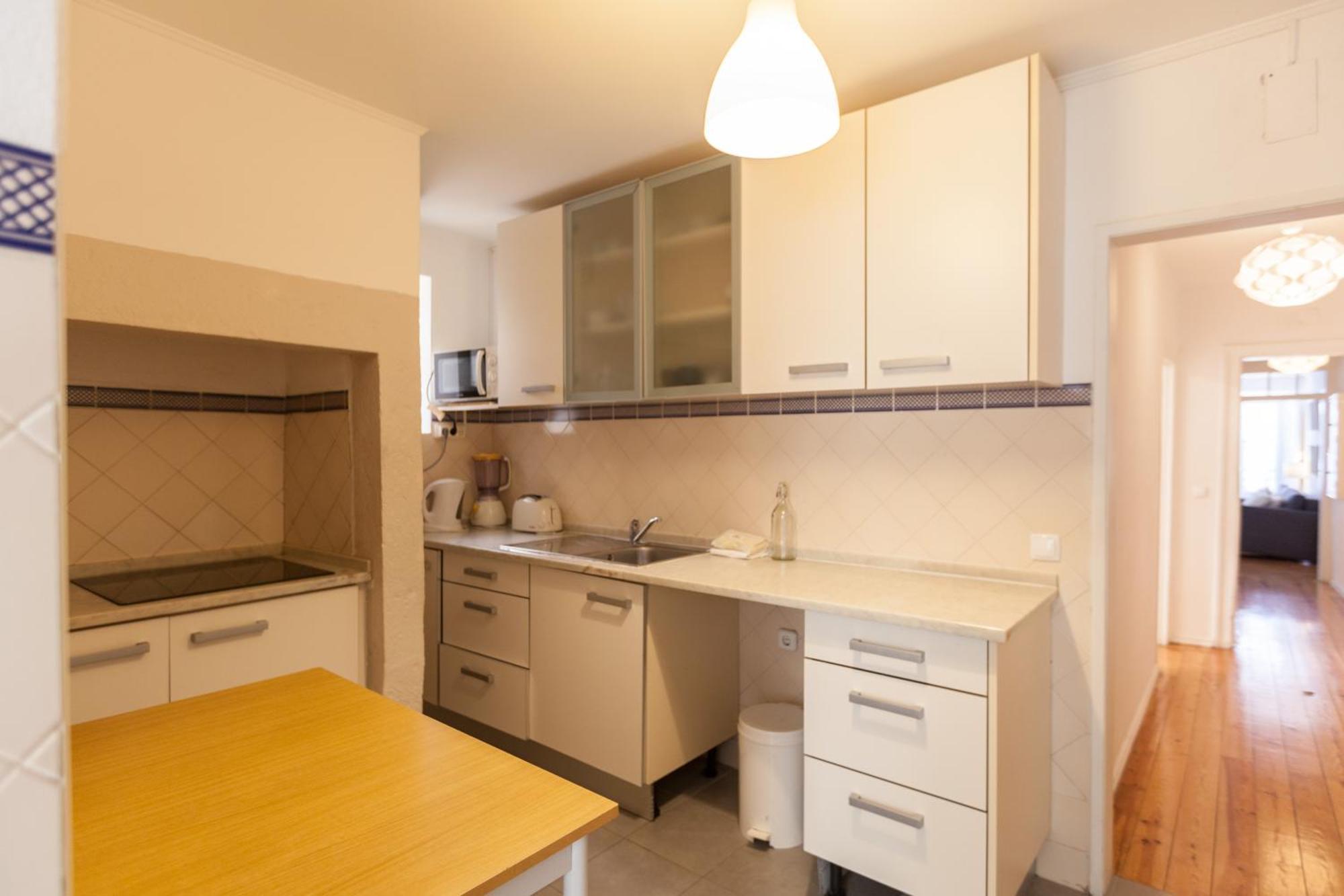 Flh - Central Flat In Bairro Alto Lisbon Exterior photo